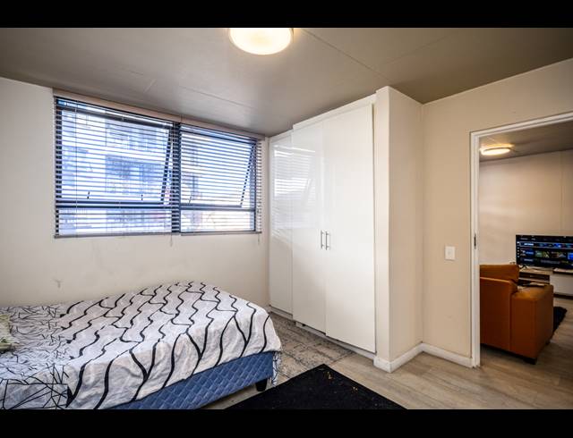 2 BEDROOM APARTMENT FOR SALE IN OBSERVATORY